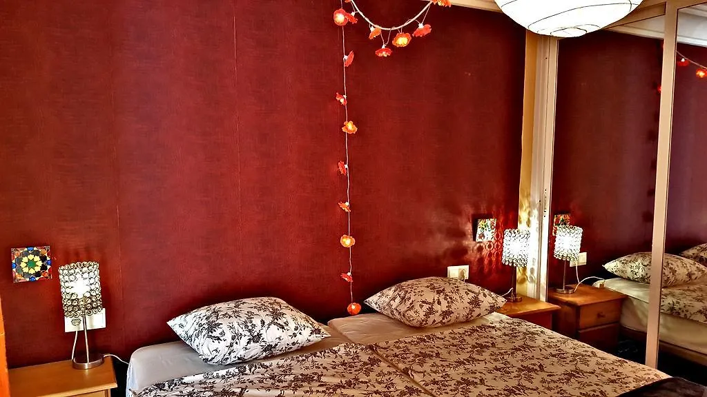 نيرخا Apartamentos Balcon De Europa شقة