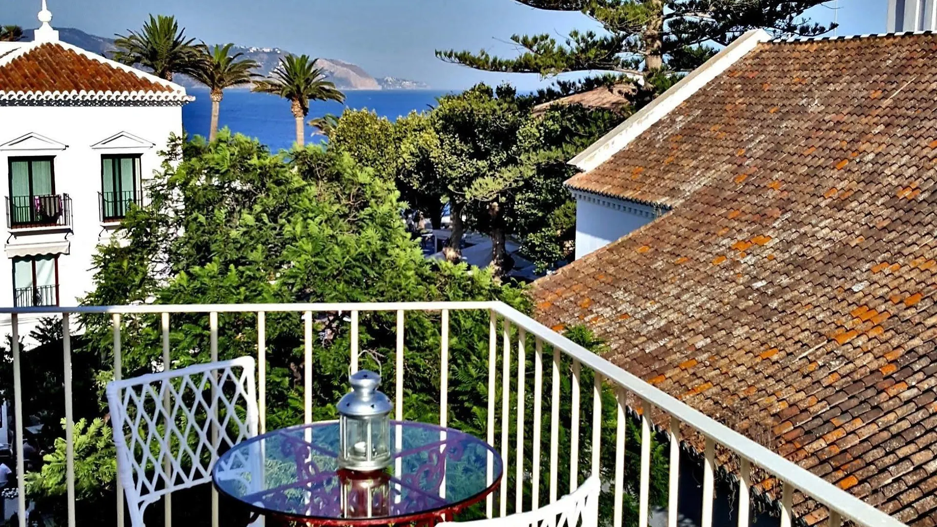 Apartamentos Balcon De Europa Nerja España