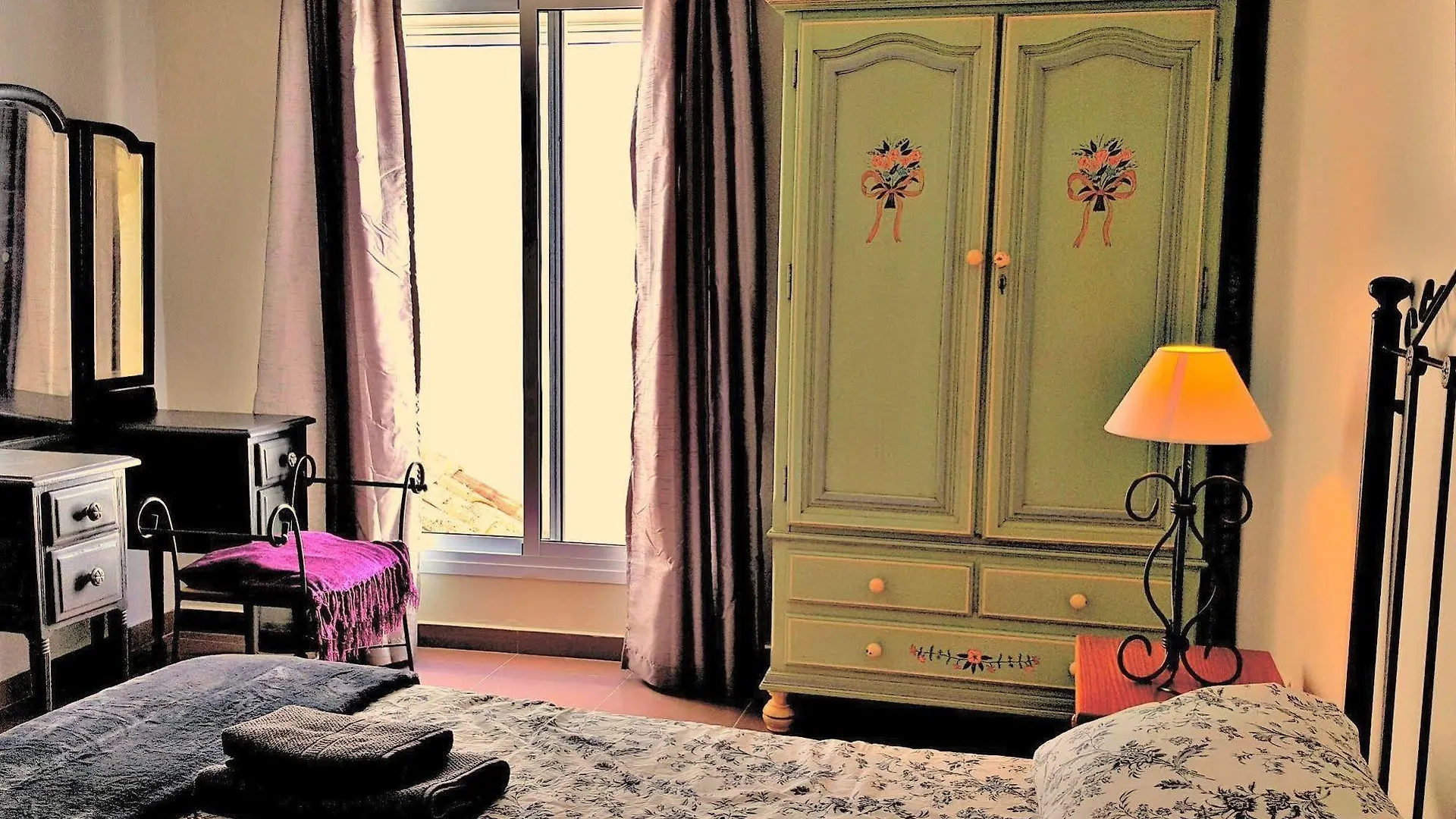 شقة نيرخا Apartamentos Balcon De Europa