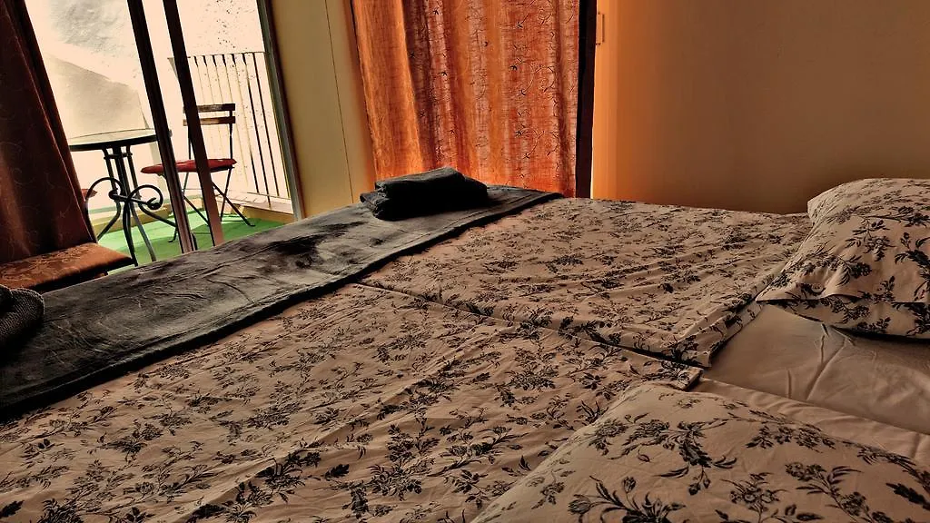 Apartamentos Balcon De Europa Nerja 0*,  Španělsko